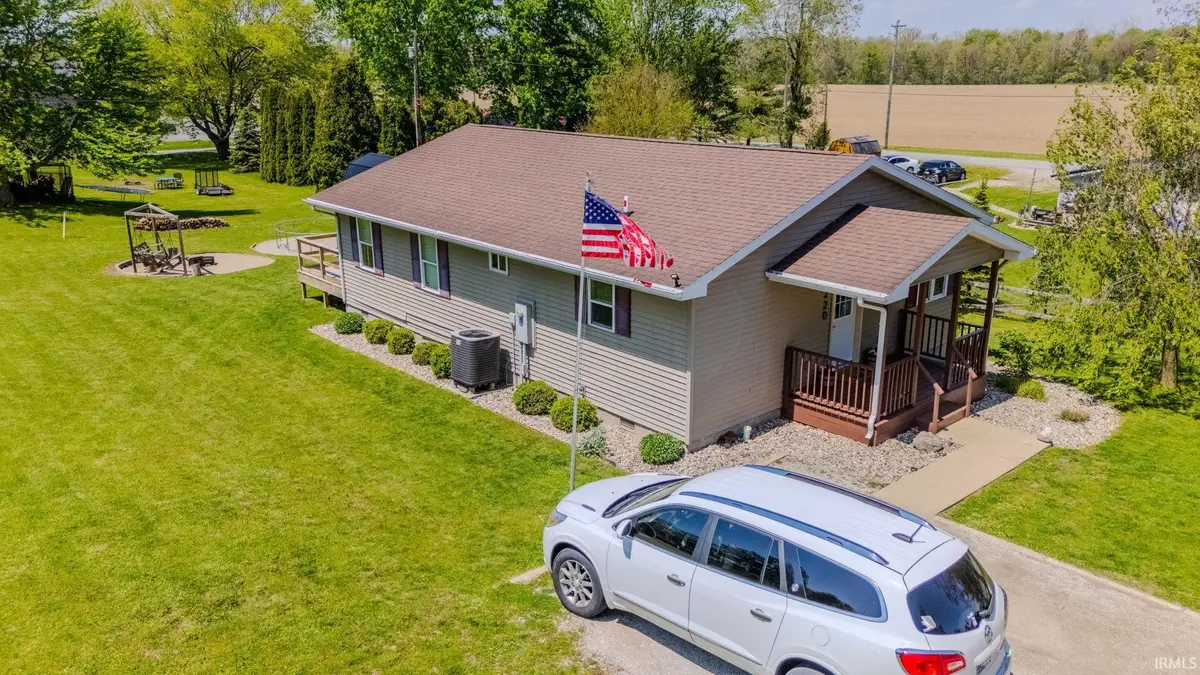 220 N Benton Street, Roann, IN 46974 - #1