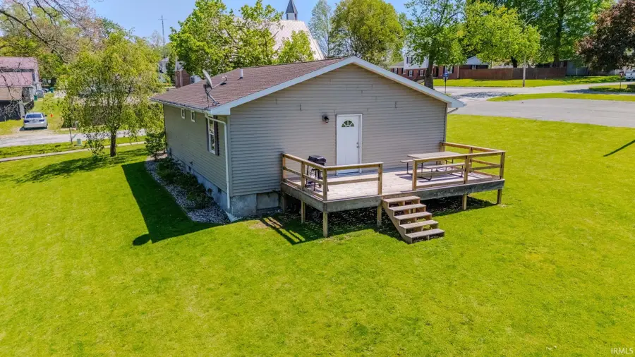 220 N Benton Street, Roann, IN 46974 - #3