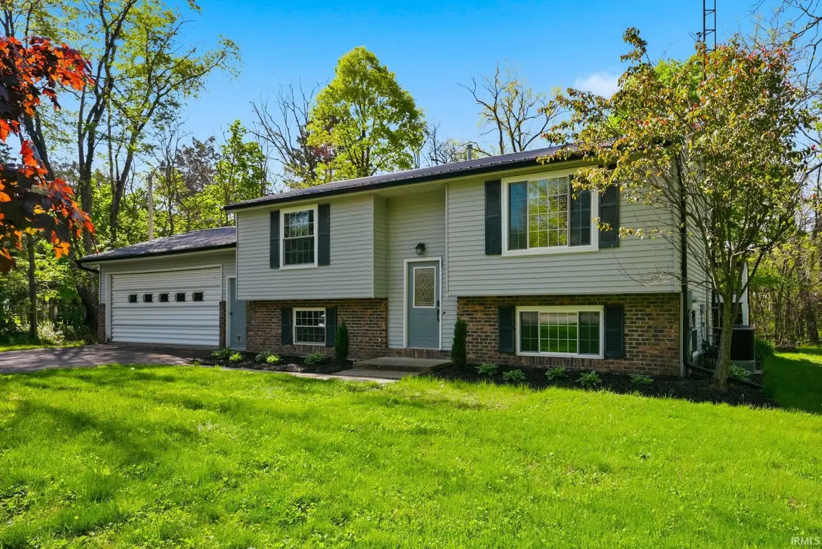 715 W 9th Street, Rochester, IN 46975 - #1