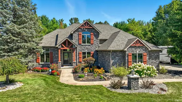 102 Greenhurst Court, Auburn, IN 46706