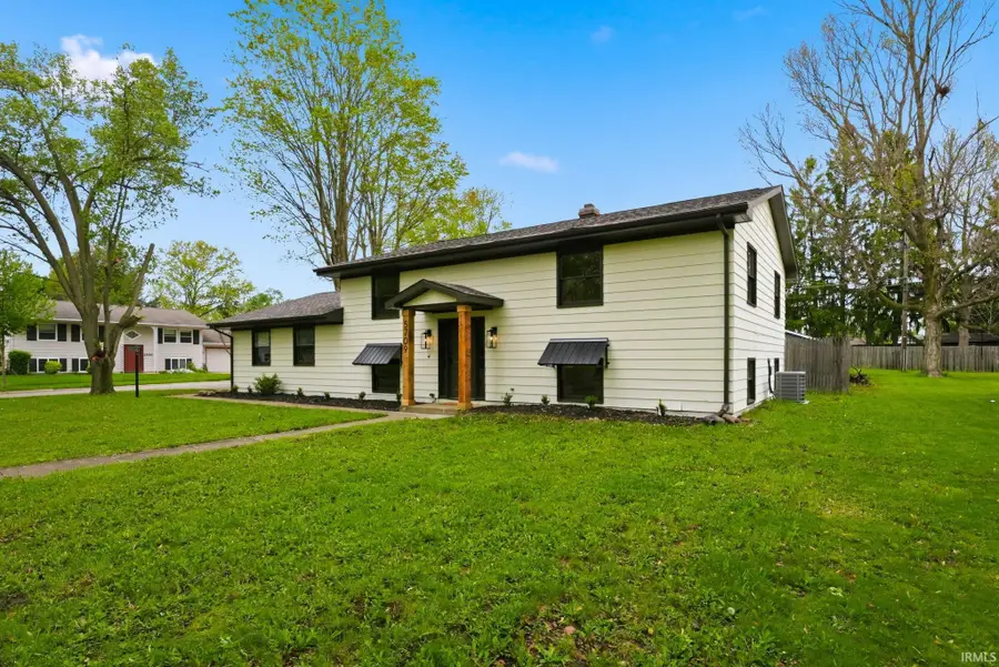5709 Monarch Drive, Fort Wayne, IN 46815 - #3