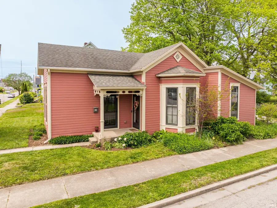334 E Gilbert Street, Muncie, IN 47305 - #2