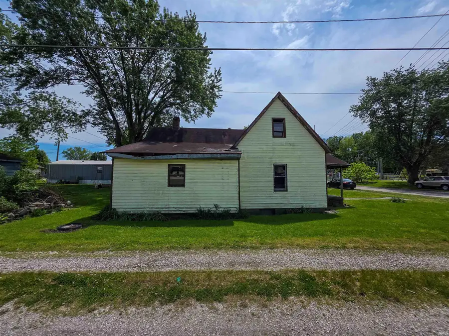 39 NW 4th Street, Linton, IN 47441 - #3