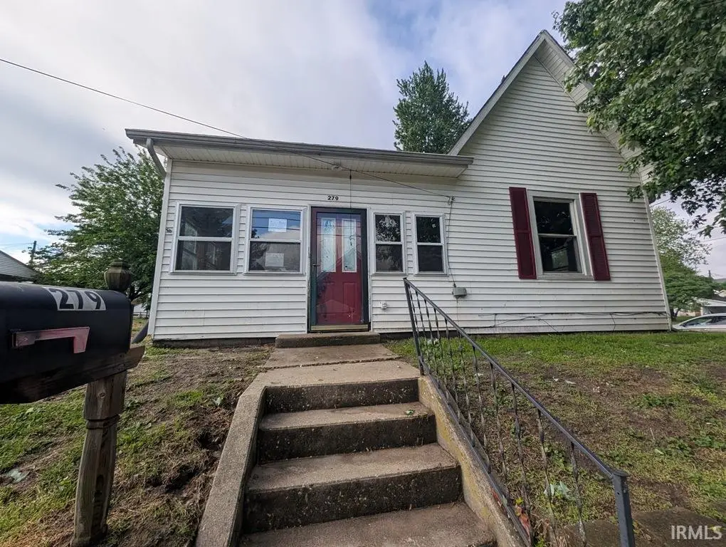 279 W Spring Street, Bloomfield, IN 47424 - #1