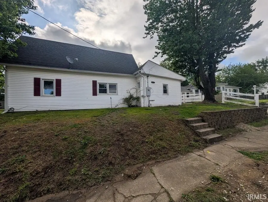 279 W Spring Street, Bloomfield, IN 47424 - #2
