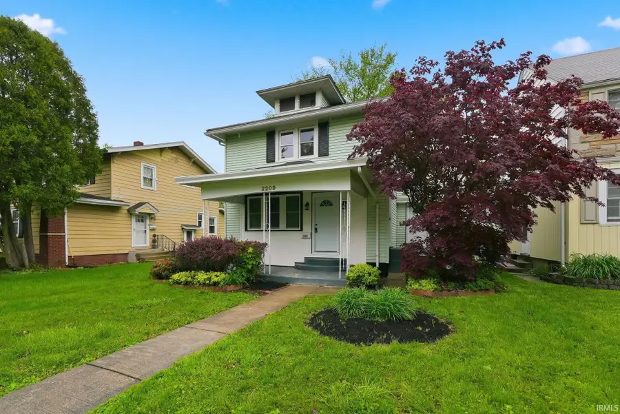 2209 Curdes Avenue, Fort Wayne, IN 46805 - #3