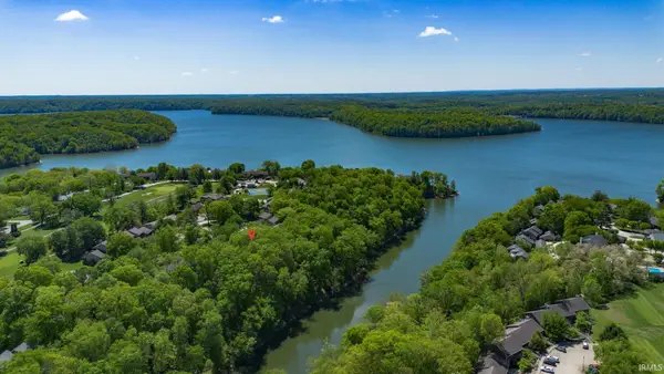 9383 S Lake Ridge Drive, Bloomington, IN 47401