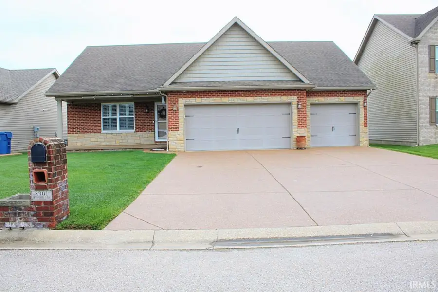 8901 Wynnfield Drive, Evansville, IN 47725 - #2
