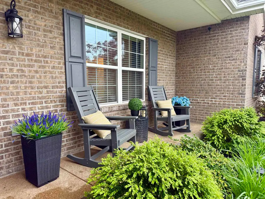 1400 Breezy Creek Drive, Evansville, IN 47720 - #2