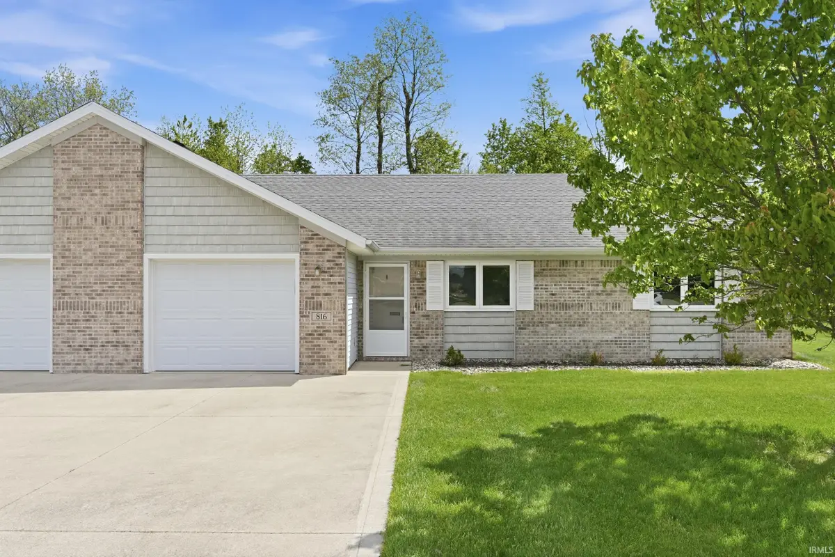 816 Katarina Court, Kendallville, IN 46755 - #1