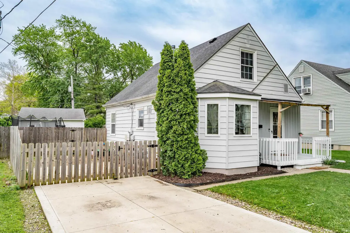 2130 N Highlands Boulevard, Fort Wayne, IN 46808 - #1
