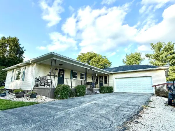918 Old Farm Road, Bedford, IN 47421