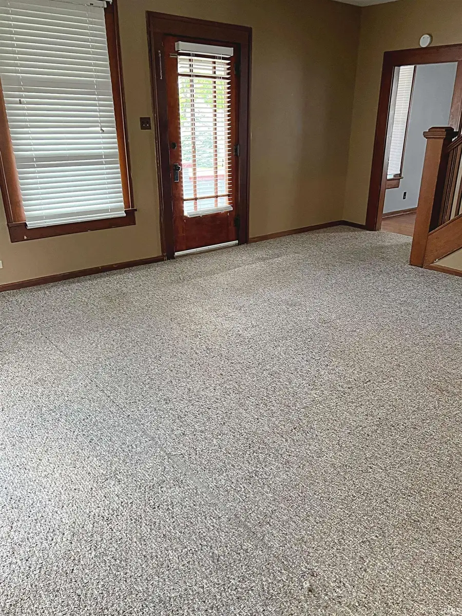 80 F St Nw, Linton, IN 47441 - #2
