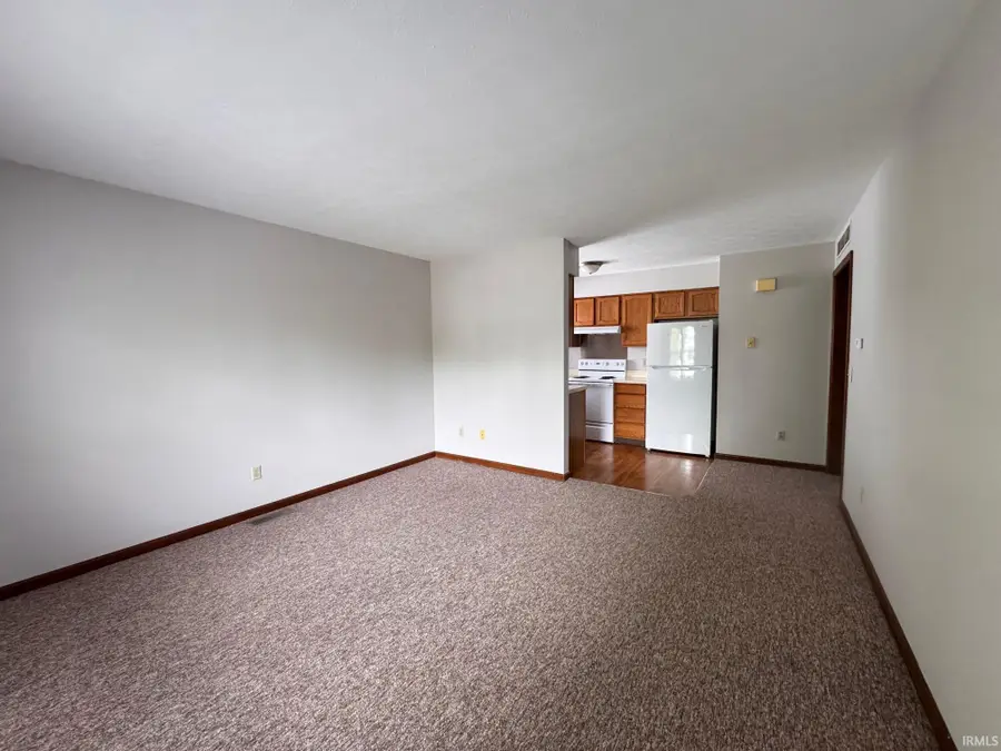 1906 N Sandpiper Drive, Warsaw, IN 46582 - #2
