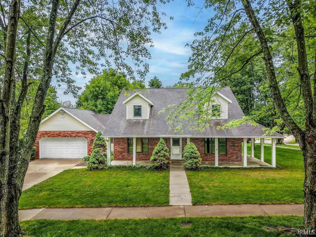 805 W Hedgewood Drive, Bloomington, IN 47403 - #1