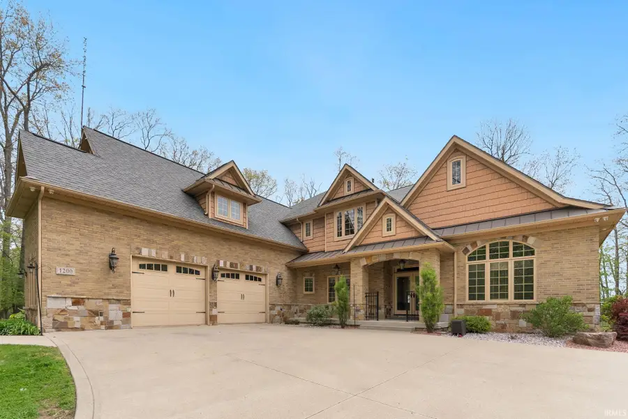 1200 N Hickory Lane, Angola, IN 46703 - #2