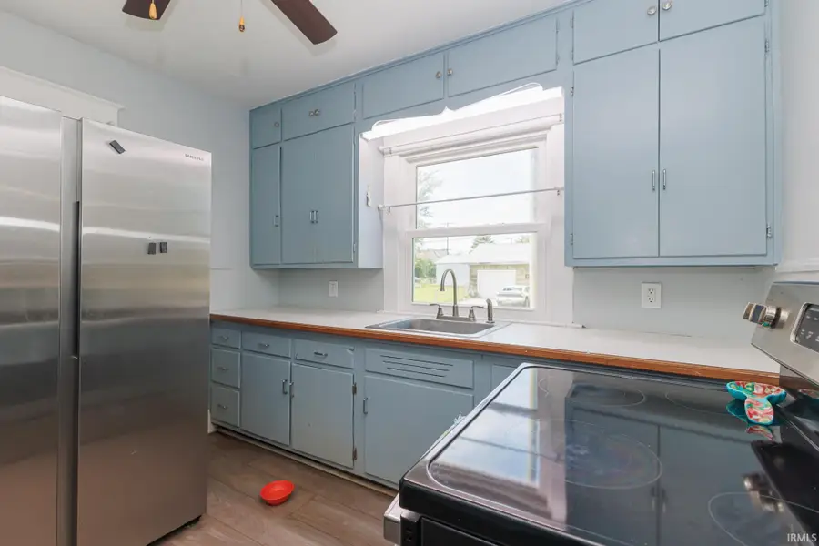 221 W Memorial Drive, Muncie, IN 47302 - #3