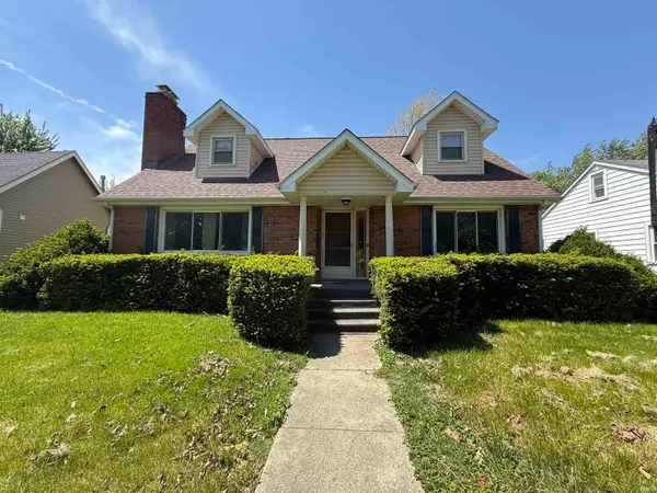 132 N 10th Street, Elwood, IN 46036