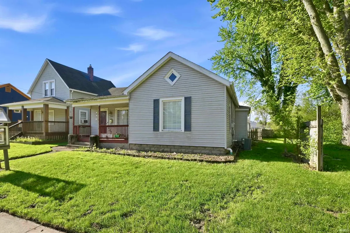 1204 Summit Street, New Haven, IN 46774 - #1