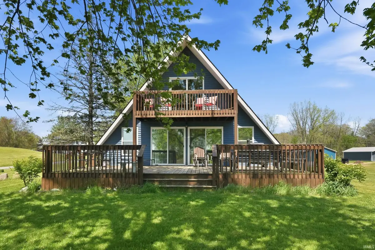 40 Lane 105c Turkey Lake, Lagrange, IN 46761 - #1