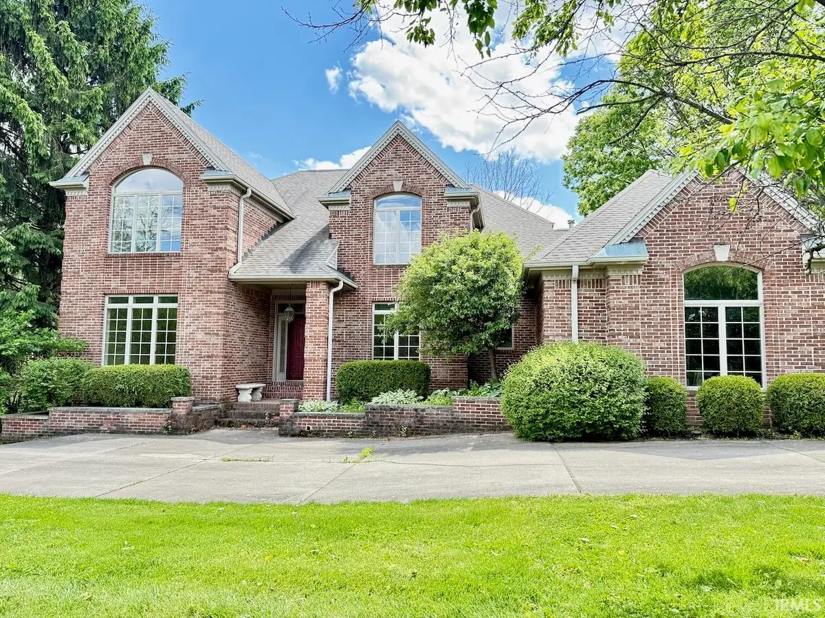 5401 W Deer Run Court, Muncie, IN 47304 - #1