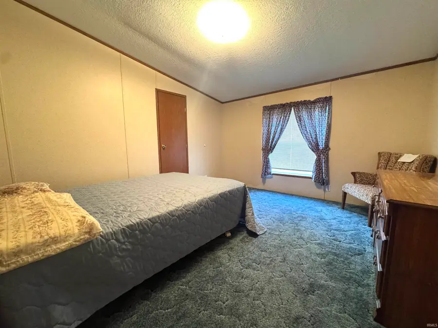 520 E Main Street, Jasonville, IN 47438 - #2