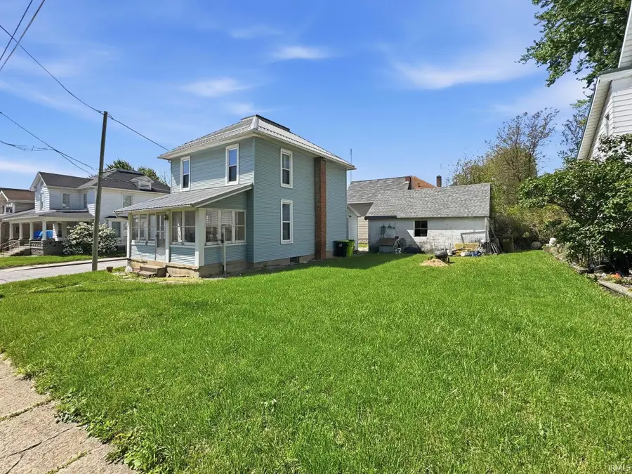 300 Oak Street, Huntington, IN 46750 - #3