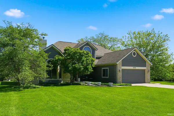 2705 Riveroak Drive, Fort Wayne, IN 46825