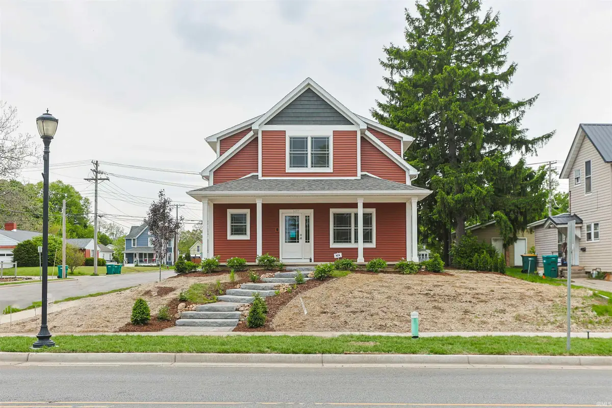 637 E Lincolnway, Mishawaka, IN 46544 - #1