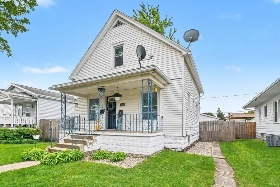 115 E 11th Street, Mishawaka, IN 46544 - #2