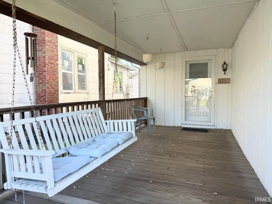 211 W Miami Avenue, Logansport, IN 46947 - #2