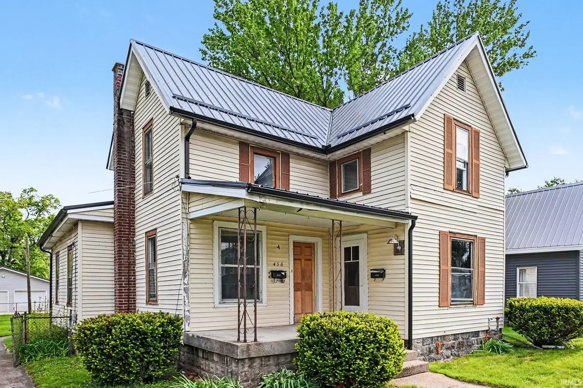 456 E Walnut Street, Nappanee, IN 46550 - #1