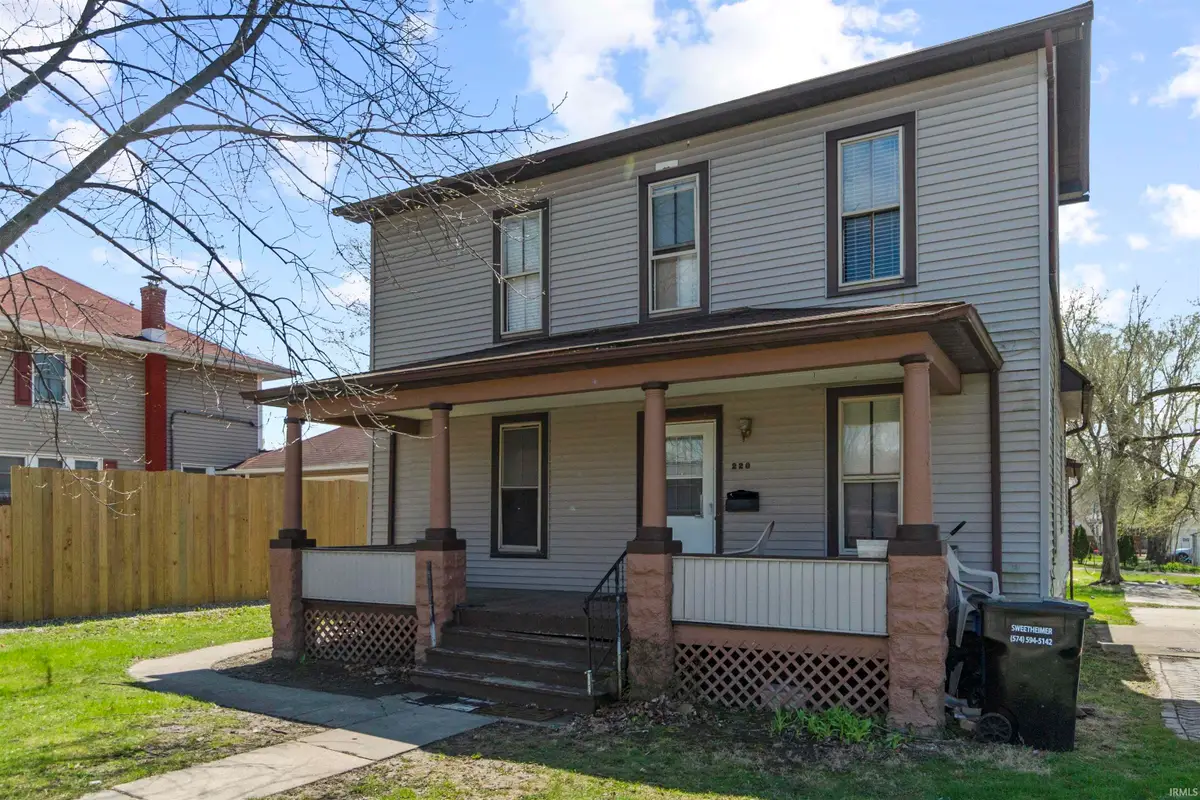 220 E Van Buren Street, Columbia City, IN 46725 - #1