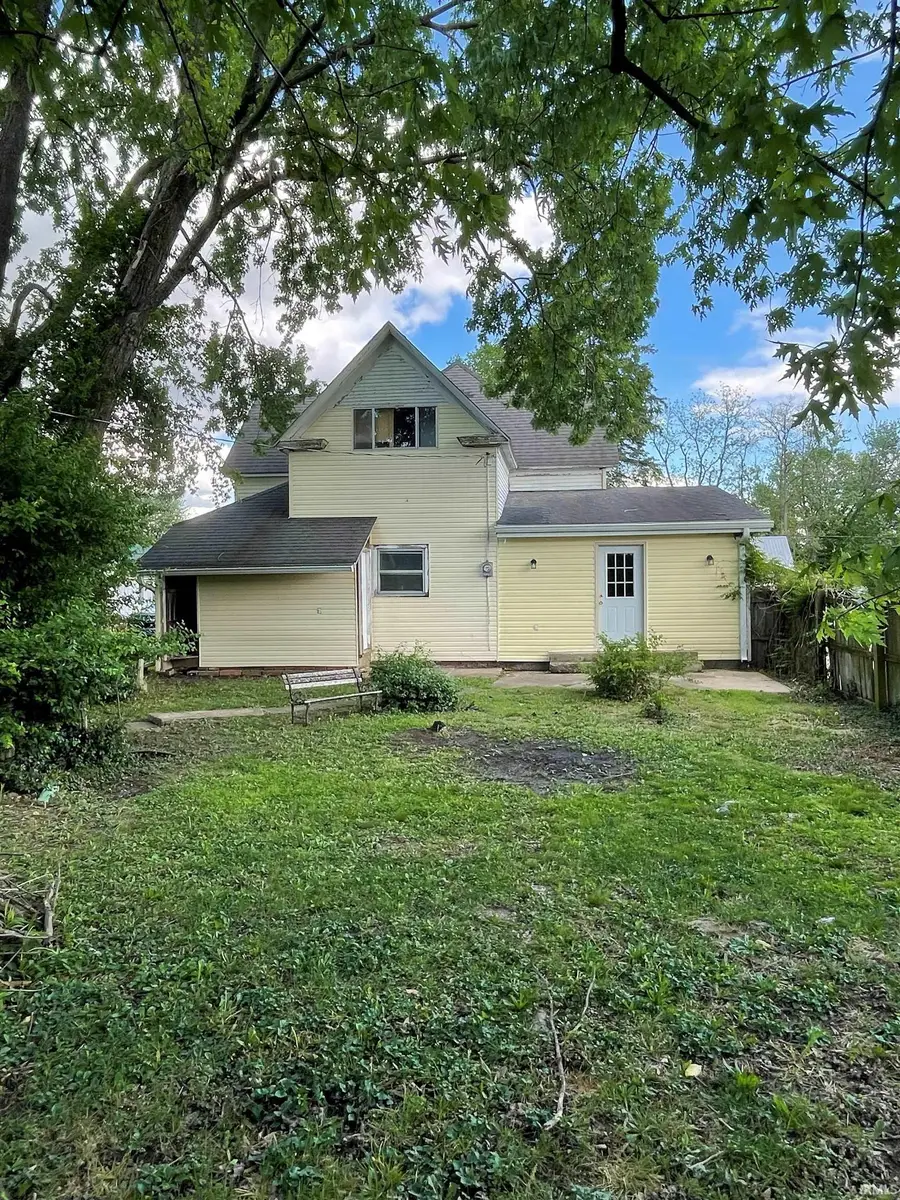 223 S Lawton Street, Jasonville, IN 47438 - #2
