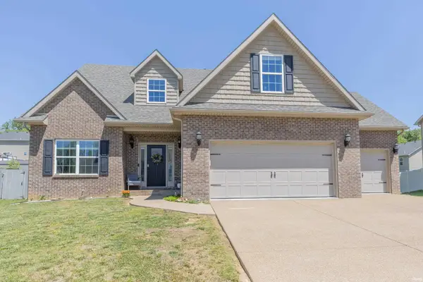 1415 Breezy Creek Drive, Evansville, IN 47720