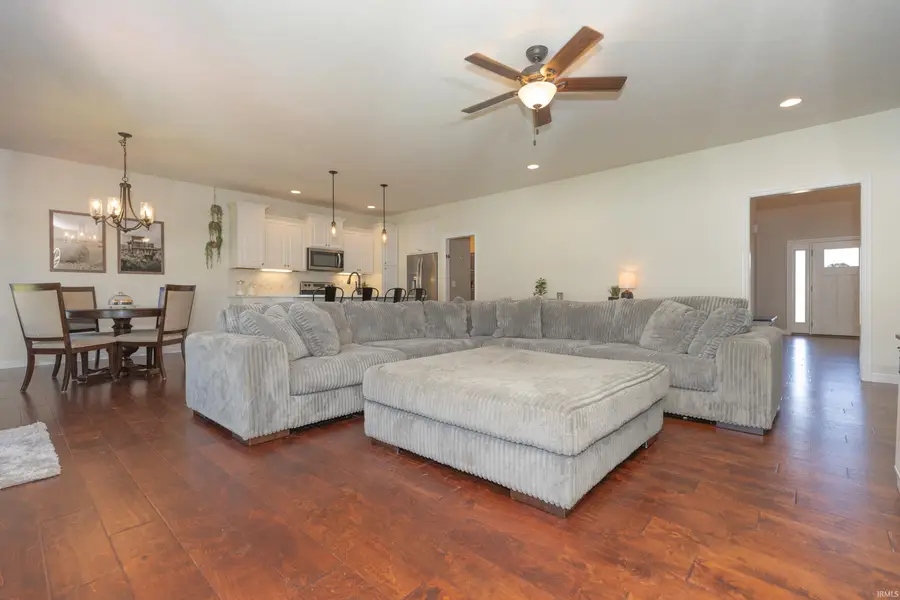 1415 Breezy Creek Drive, Evansville, IN 47720 - #2