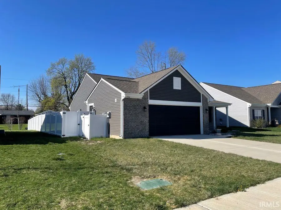 913 Sand Walk Lane, Kokomo, IN 46902 - #3