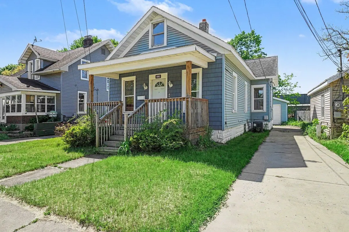 329 E Simonton Street, Elkhart, IN 46514 - #1