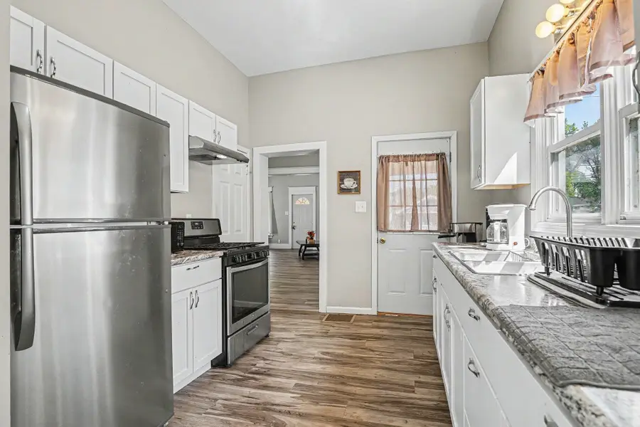 329 E Simonton Street, Elkhart, IN 46514 - #3