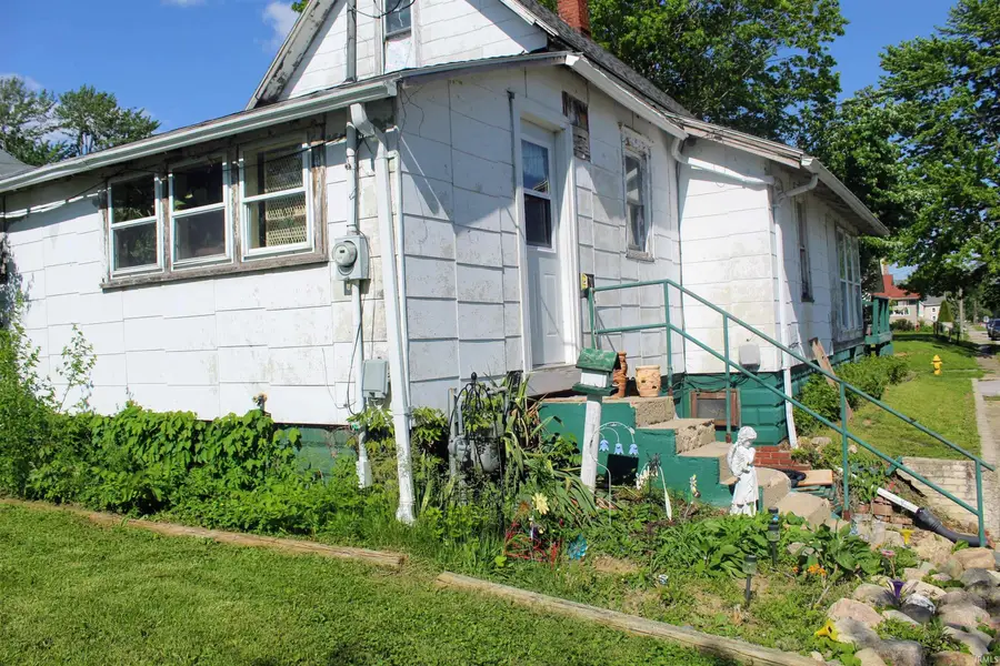 800 N Gentry Street, Frankfort, IN 46041 - #2