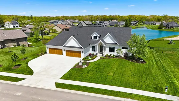 10479 Beaugreen Cove, Leo, IN 46765
