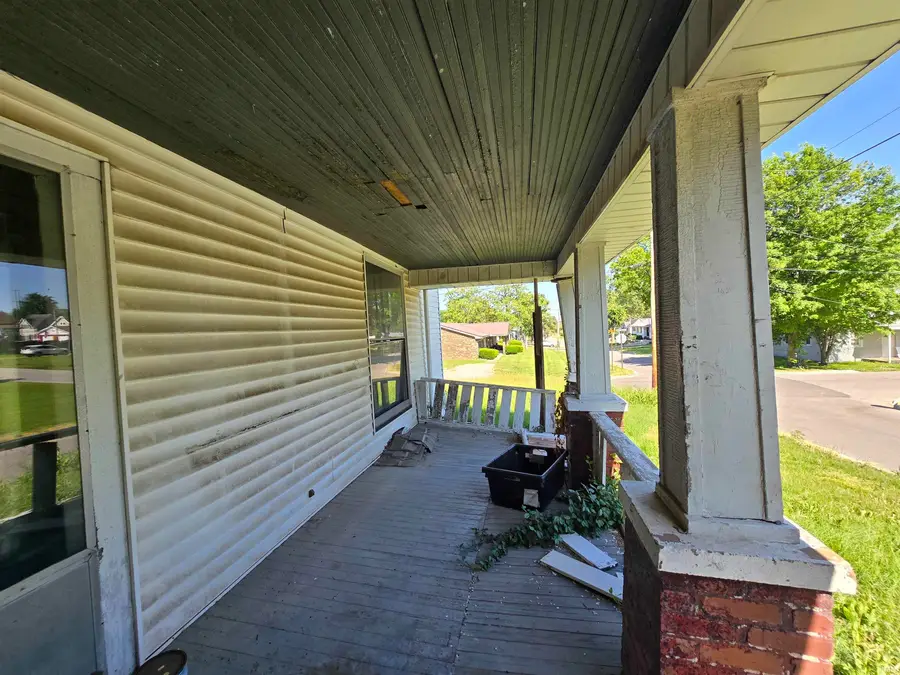 108 E Warrick Street, Owensville, IN 47665 - #2