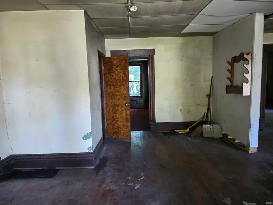 108 E Warrick Street, Owensville, IN 47665 - #3