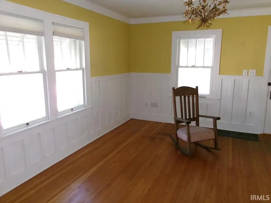 131 E Mechanic Street, Bloomfield, IN 47424 - #2