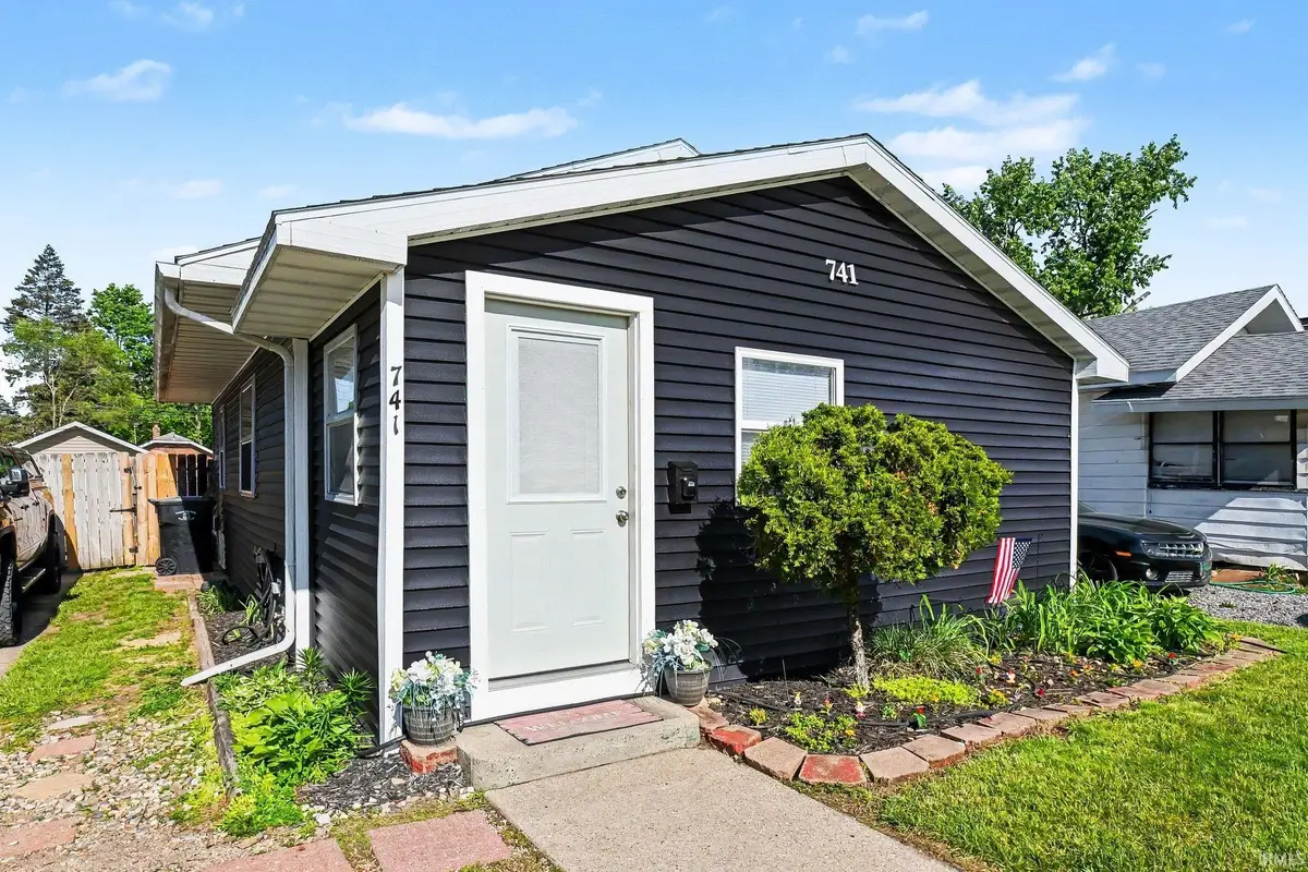 741 S 36th Street, South Bend, IN 46615 - #1
