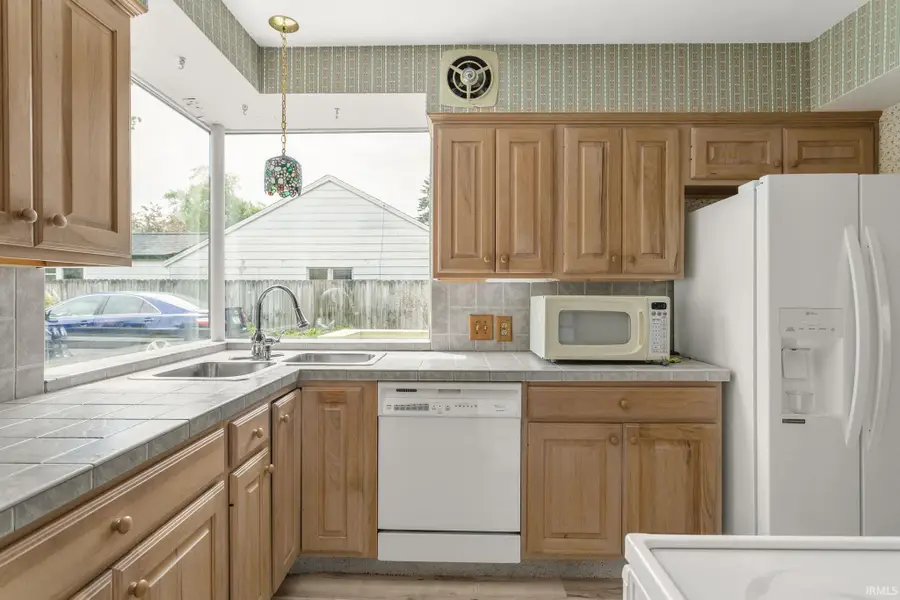 156 St. Clair Avenue, Elkhart, IN 46516 - #3