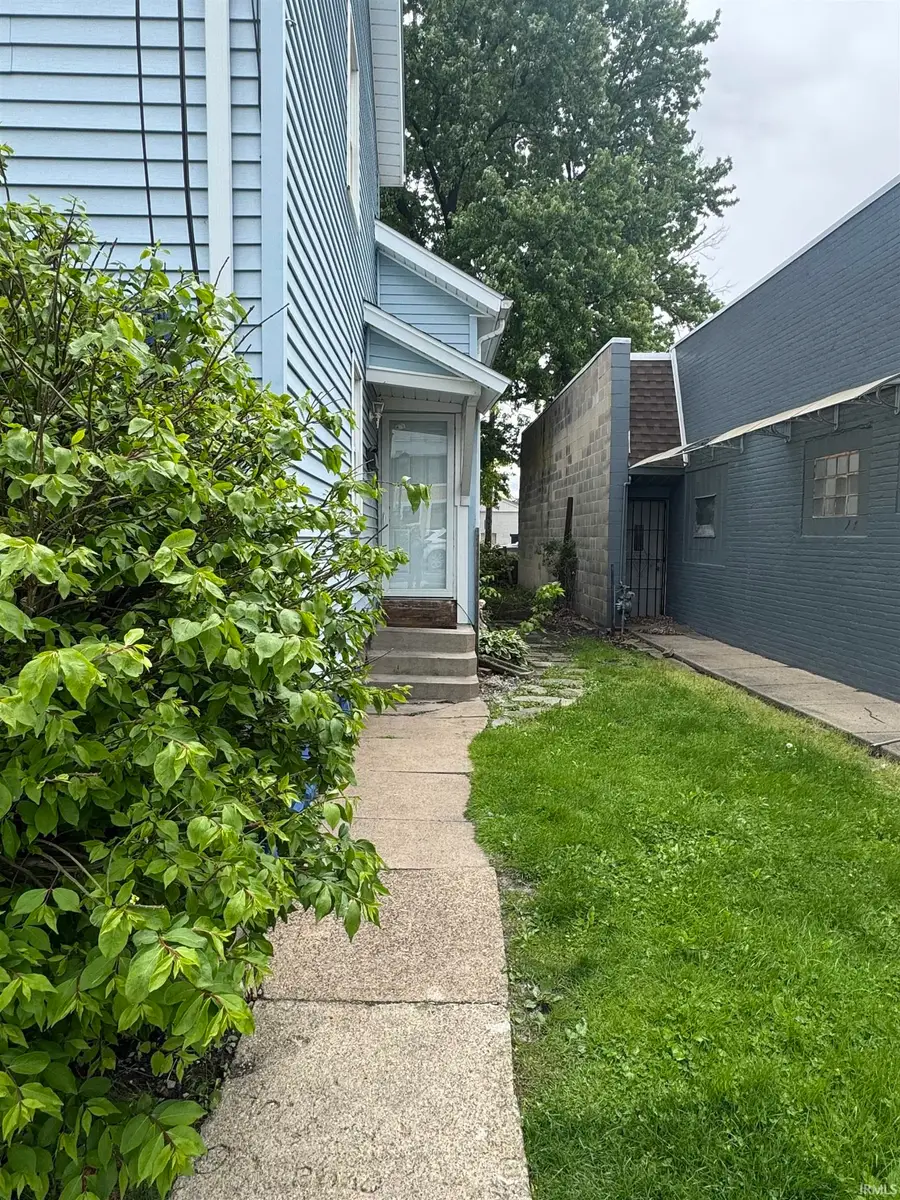 411-413 W 7th Street, Mishawaka, IN 46544 - #3