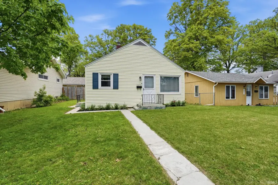 2415 Glenwood Avenue, Fort Wayne, IN 46805 - #2