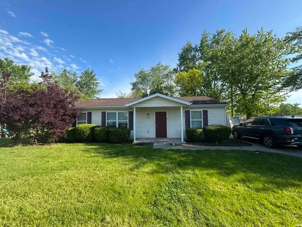 3813 E Maple Grove Avenue, Fort Wayne, IN 46806