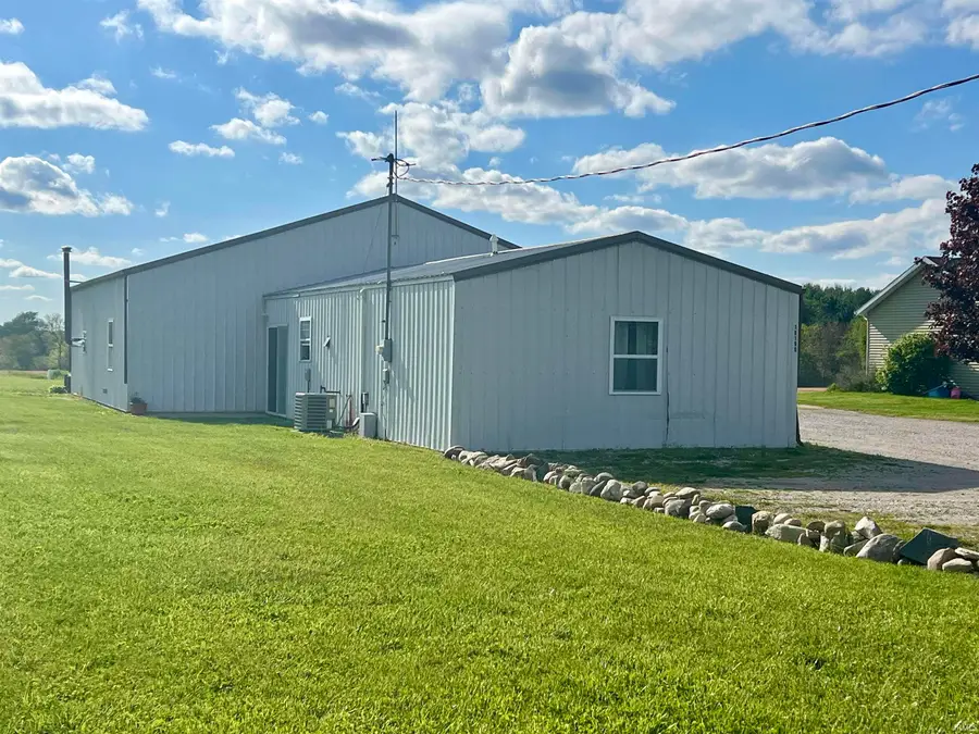 16199 Linden Road, Argos, IN 46501 - #3